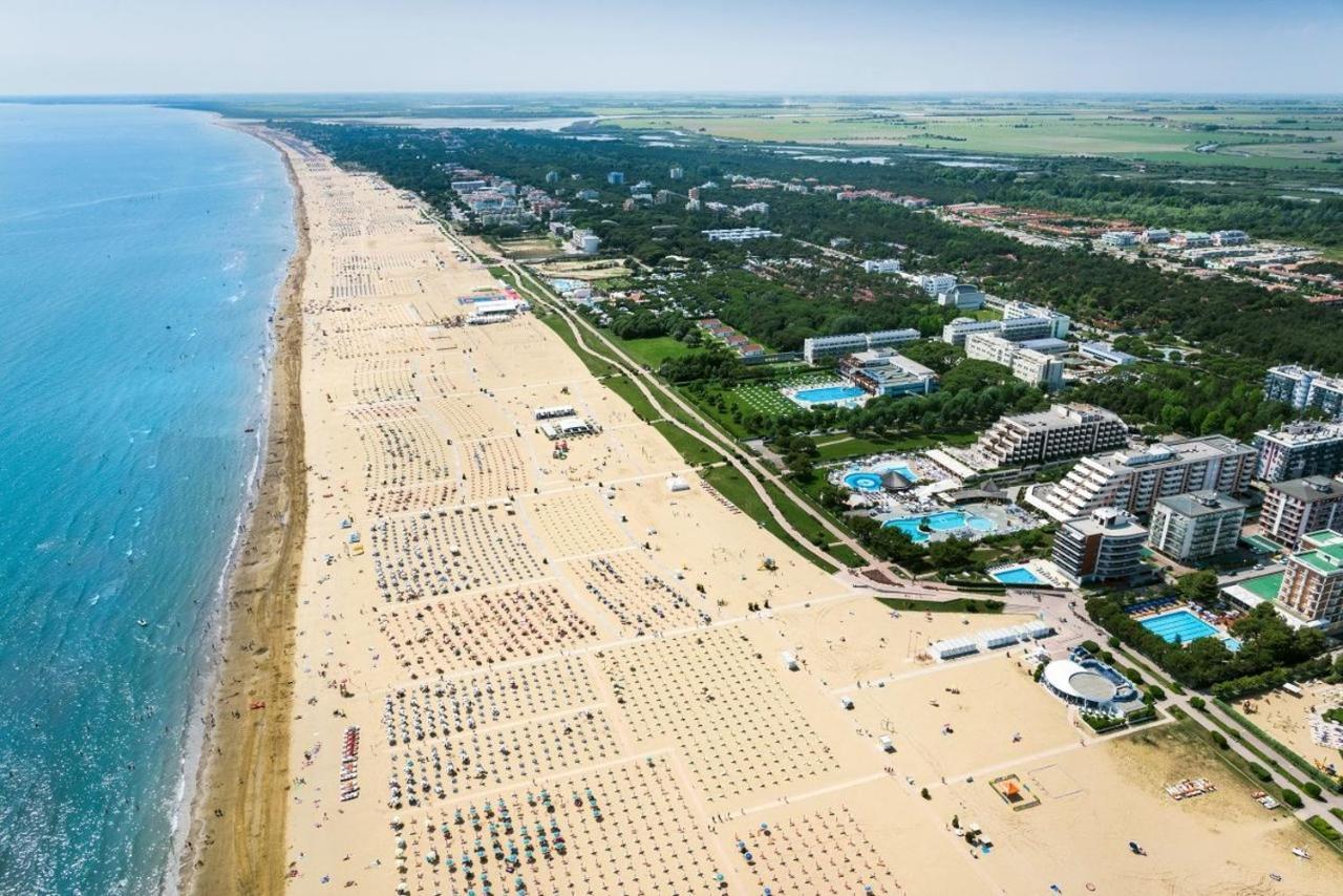 Appartamenti Carina Bibione Exterior foto