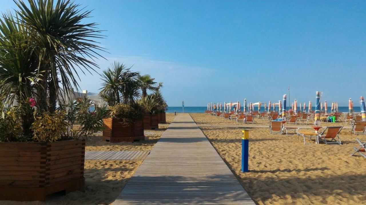 Appartamenti Carina Bibione Exterior foto